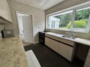 Photo 9- click for photo gallery